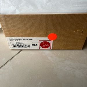 Christian Louboutin BALLALLA FLAT NAPPA SHINY
BLACK